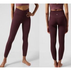 Athleta Elation Crossover Rib 7/8 Tight in Spiced Cabernet Size XS